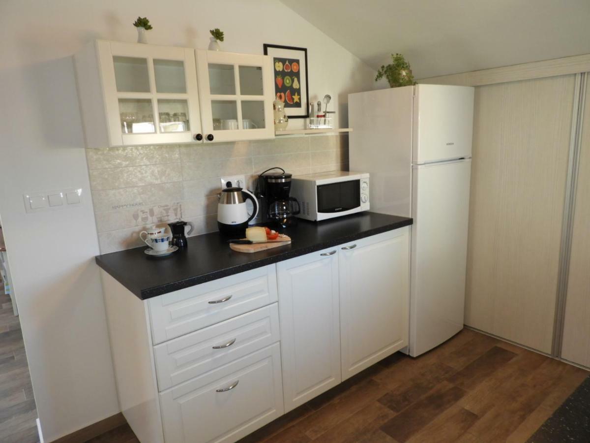 Apartment Thea Pula Buitenkant foto
